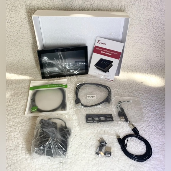 7” Touchscreen Portable Monitor Raspberry Pi - Picture 2 of 3